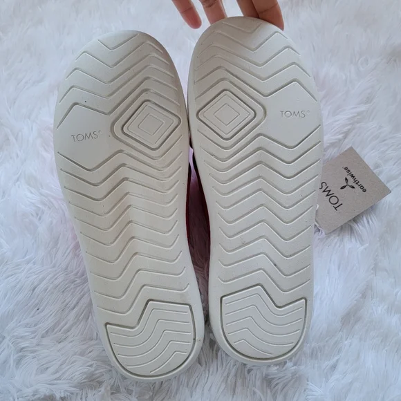 🔥SALE🔥 TOMS Women's, Alpargata Crossover Hot Pink Sandal size 8.5 - Picture 10 of 10